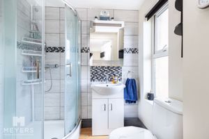 Photo 11- click for photo gallery